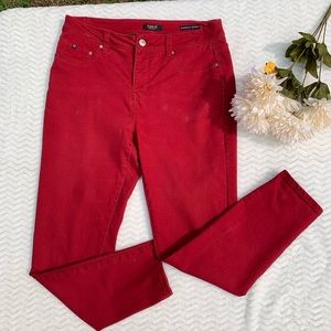 Women’s red jegging